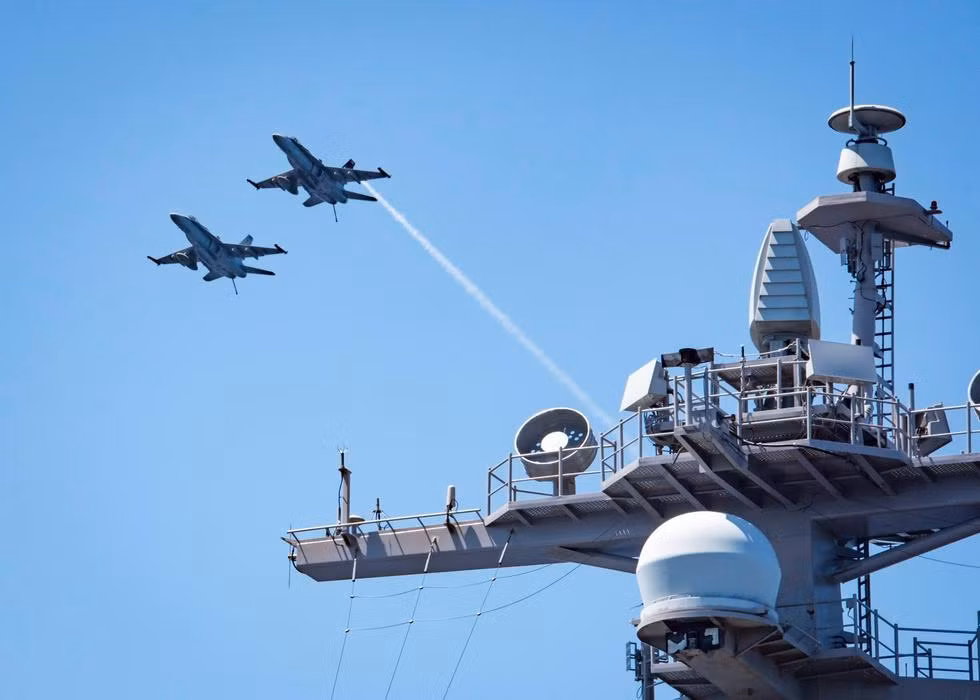 Những chiếc phi cơ F/A-18 đời mới nhất có chi phí sản xuất lên tới 61 triệu USD (chưa bao gồm vũ khí) và lên tới 95 triệu USD khi được trang bị đầy đủ vũ khí (tùy từng cấu hình vũ khí mà giá có thể thấp hơn). Nguồn ảnh: QQ.