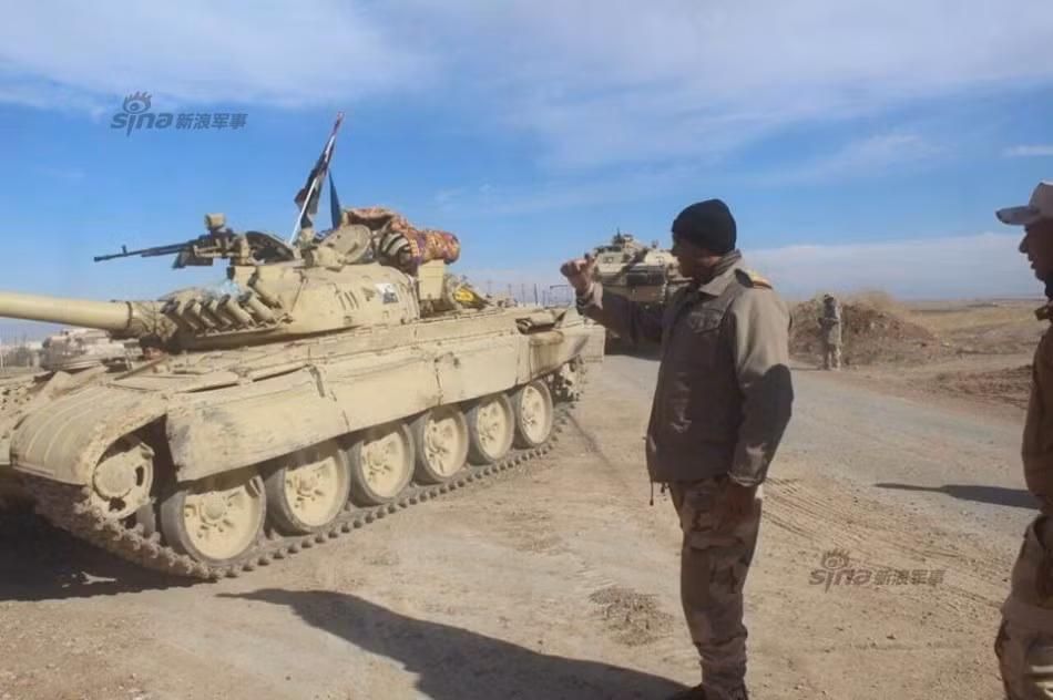 Hiện có một vài nguồn thông tin chưa được xác nhận cho rằng phía Iraq đang chuẩn bị mua một lô xe tăng VT4 của Trung Quốc, tuy nhiên nếu như hợp đồng này là có thật và được tiến hành ngay thì sớm nhất cũng phải cả năm nữa phía Iraq mới nhận được những chiếc VT4 đầu tiên của mình. Trong thời gian đó, lực lượng thiết giáp mang tính "hỗn hợp" bao gồm cả xe tăng Nga, xe tăng Mỹ và xe tăng Trung Quốc vẫn sẽ là sự lựa chọn duy nhất cho Iraq. Nguồn ảnh: Sina.