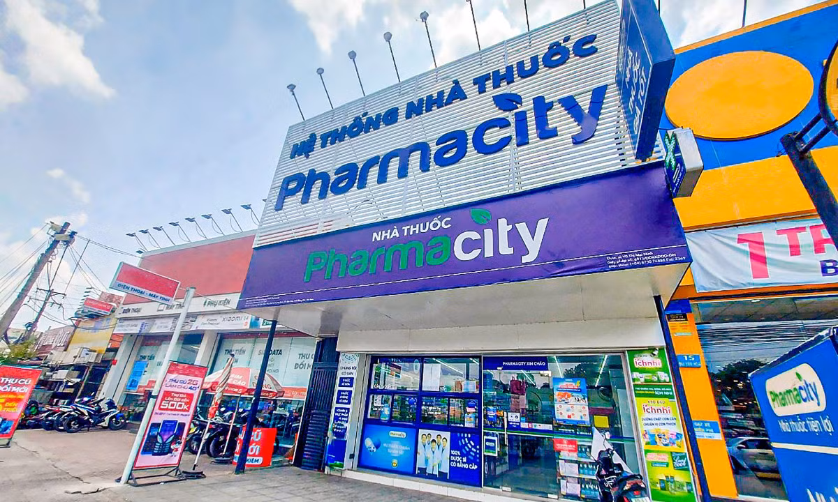 Vì sao chủ của chuỗi nhà thuốc Pharmacity bị trát phạt? Vi sao chu cua chuoi nha thuoc Pharmacity bi trat phat?