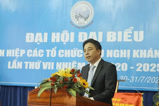 Kỳ họp cũng thông qua nghị quyết thành lập Ban Dân tộc HĐND tỉnh; bầu trưởng, phó trưởng các ban HĐND tỉnh. 