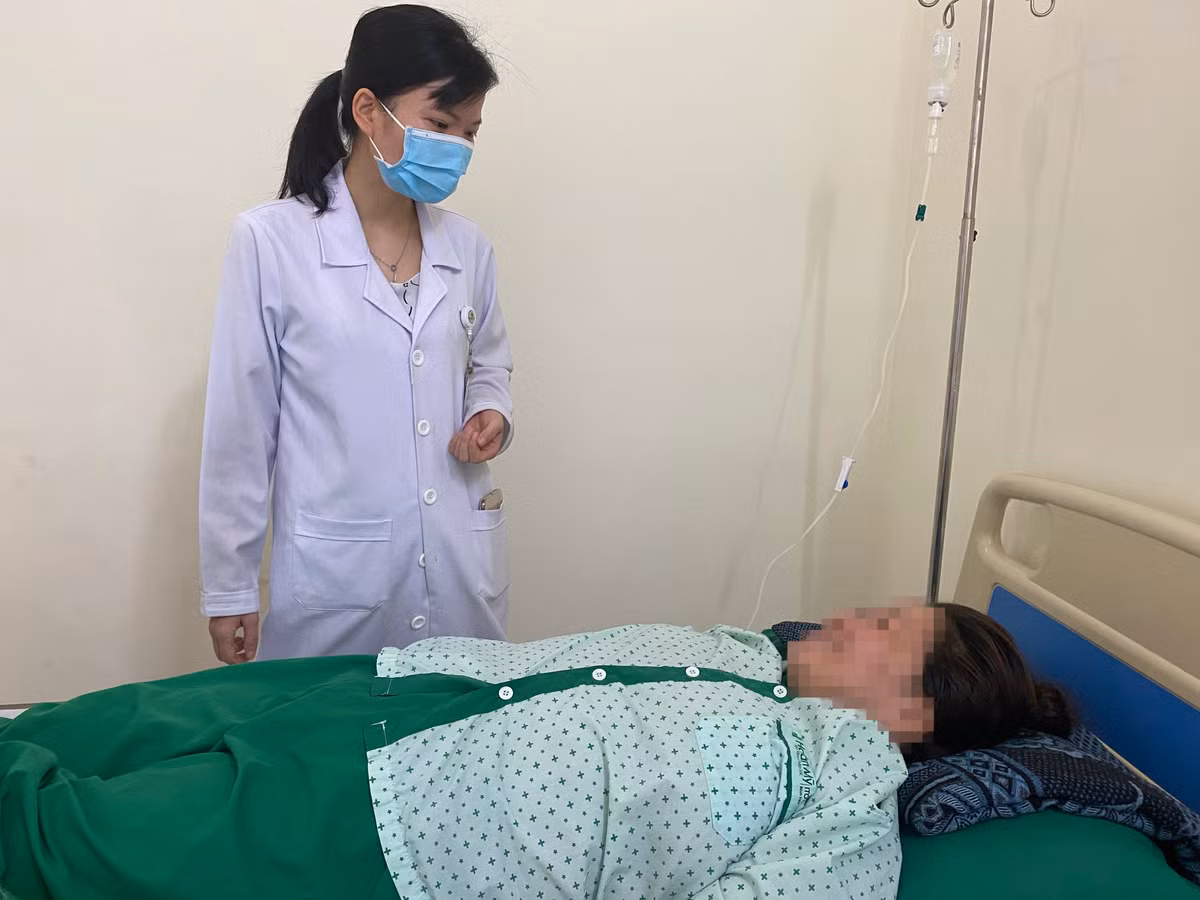 Tưởng béo bụng, đi khám phát hiện 4 khối u to - Hình 2 Tuong beo bung, di kham phat hien 4 khoi u to-Hinh-2