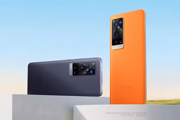 Về phần cứng, X60 Pro trang bị chip xử lý Snapdragon 870 hỗ trợ kết nối 5G, RAM 12GB và bộ nhớ trong 256 GB. Máy có pin 4.200 mAh hỗ trợ sạc nhanh 33W.