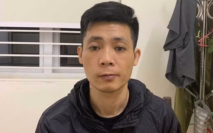  3. Nam thanh niên rủ bạn gái quen qua mạng vào nhà nghỉ rồi chiếm đoạt tài sản: Quen biết nhau qua mạng, Trần Mạnh Thành (SN 1983, trú phường Cao Xanh, TP Hạ Long, Quảng Ninh) đã rủ chị C.V.A. (trú tại huyện Việt Yên, tỉnh Bắc Giang) đi chơi rồi đưa vào nhà nghỉ, thực hiện hành vi chiếm đoạt tài sản nhằm lấy tiền tiêu xài cá nhân. Hôm nay, Công an tỉnh Quảng Ninh đã khởi tố, bắt tạm giam đối tượng này.