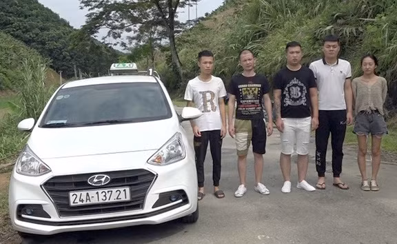 Ke moi gioi dua nguoi Trung Quoc vao TP.HCM bang cach nao?