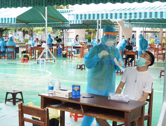 10 bệnh nhân COVID-19 mới ở Đà Nẵng đã đi lại những đâu? 10 benh nhan COVID-19 moi o Da Nang da di lai nhung dau?