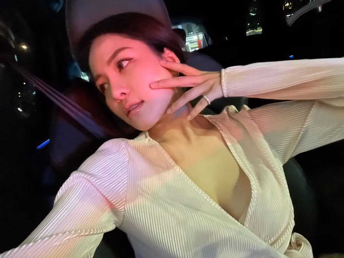 Theo dõi trang cá nhân của Trâm Anh gần đây có thể thấy cô nàng đang có cuộc sống khá dư giả.