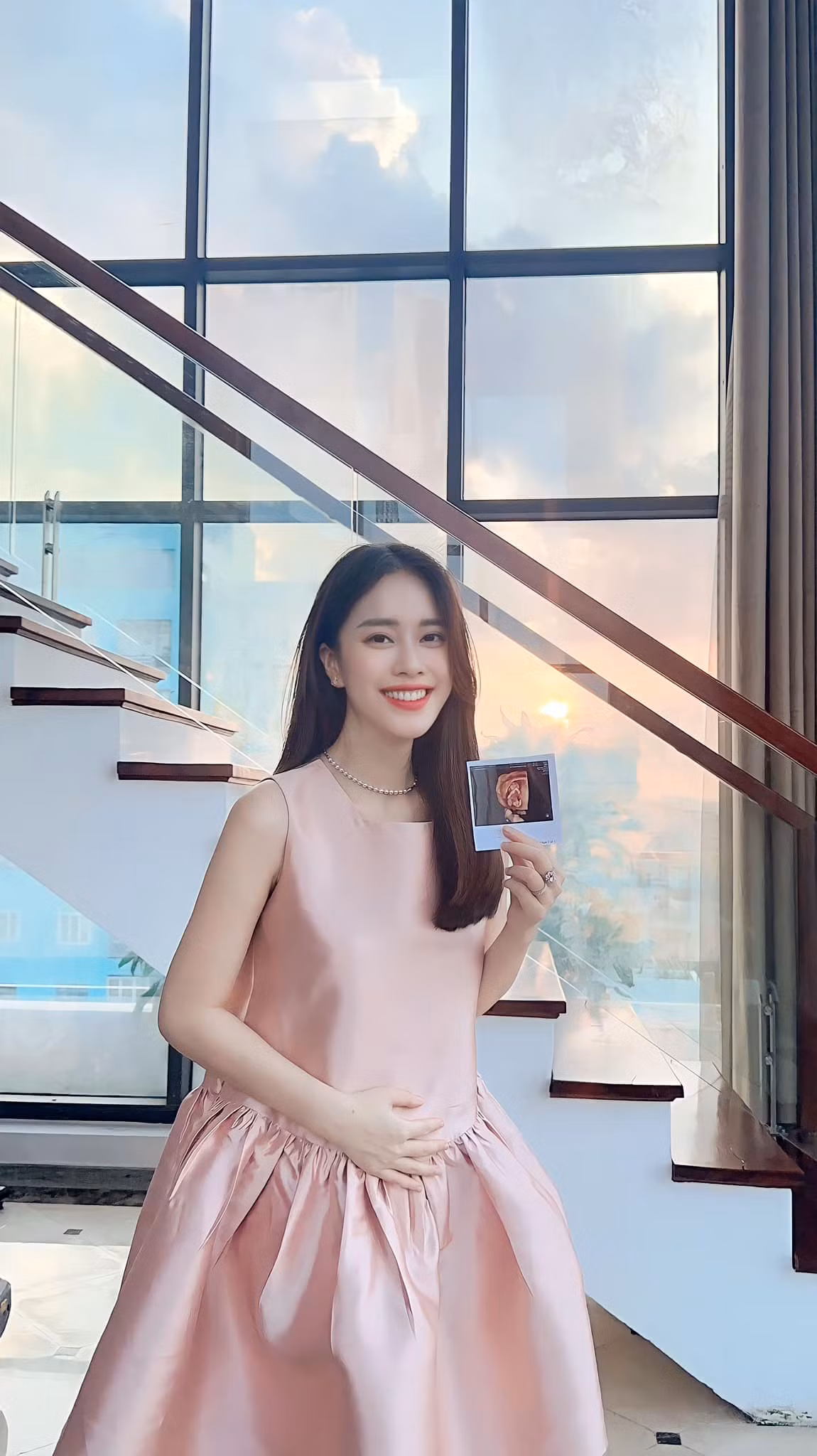Mới đây, MC VTV Ngô Mai Phương tiết lộ có em bé sau hơn một năm rưỡi kết hôn.