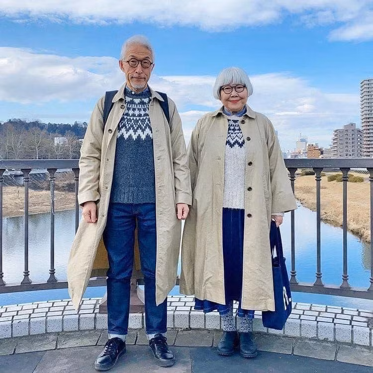 Được biết họ gặp nhau khi học tại trường nghệ thuật ở Tokyo, đã kết hôn được 43 năm và có một cô con gái.