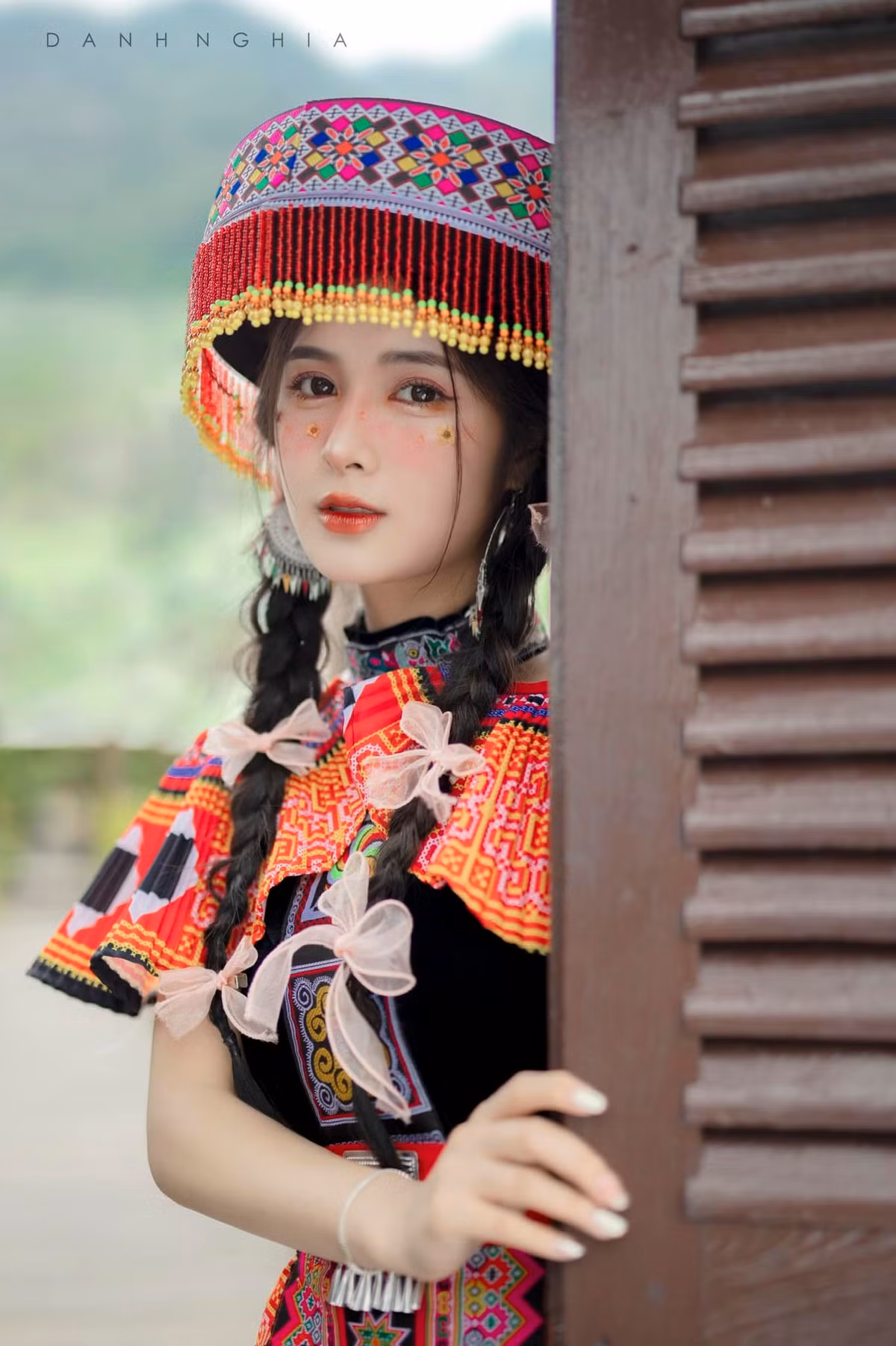 Những bộ trang phục truyền thống đậm chất thời trang lẫn văn hoá được cô nàng yêu thích và lưu lại hút chục ngàn lượt like.