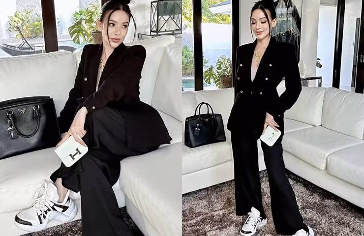 Cô từng được bình chọn là gương mặt nóng bỏng nhất tạp chí đàn ông FHM.