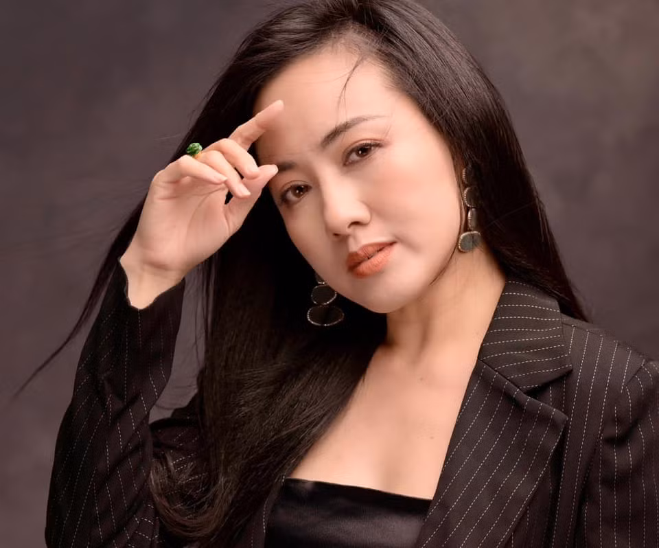 Ngoài ra, Hoài Anh còn được người hâm mộ ưu ái gọi cô là nữ MC xinh đẹp nhất đài VTV.