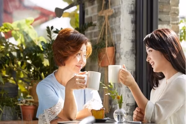 Mẹ chồng quốc dân cho con dâu 20 triệu và bảo đi du lịch Me chong quoc dan cho con dau 20 trieu va bao di du lich