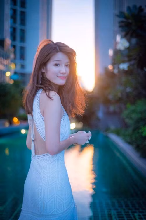 Lưu Hâm Ngữ.