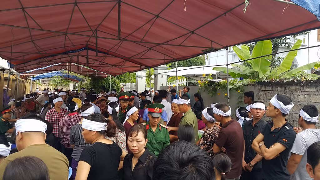Tham sat tai Quang Ninh: Truy tim doi tuong tinh nghi gay ra vu an