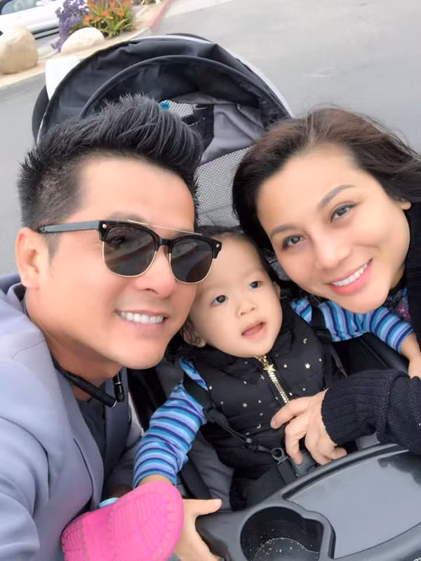 Quỳnh Như chia sẻ rằng 2 tháng gần đây, nam diễn viên bỏ nhà đi để mặc vợ con sau khi cô không muốn anh quay một chương trình. Quỳnh Như cho biết, sau khi Hoàng Anh bỏ nhà đi, con gái của cặp đôi rất nhớ bố. Vì vậy, Quỳnh Như đã hạ cái tôi, nhắn tin cho Hoàng Anh, trả lời phỏng vấn báo chí để gửi lời xin lỗi đến anh song nam diễn viên không bận tâm.