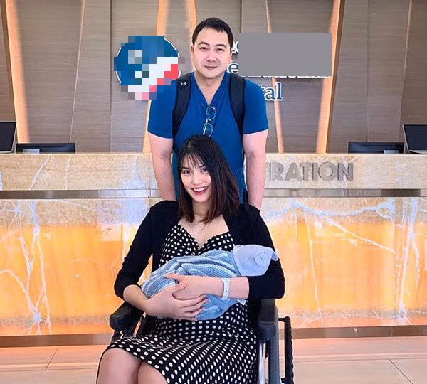 Sau 7 tháng kết hôn, Lan Khuê có tin vui và đến tháng 11/2019 cô hạ sinh con trai đầu lòng.