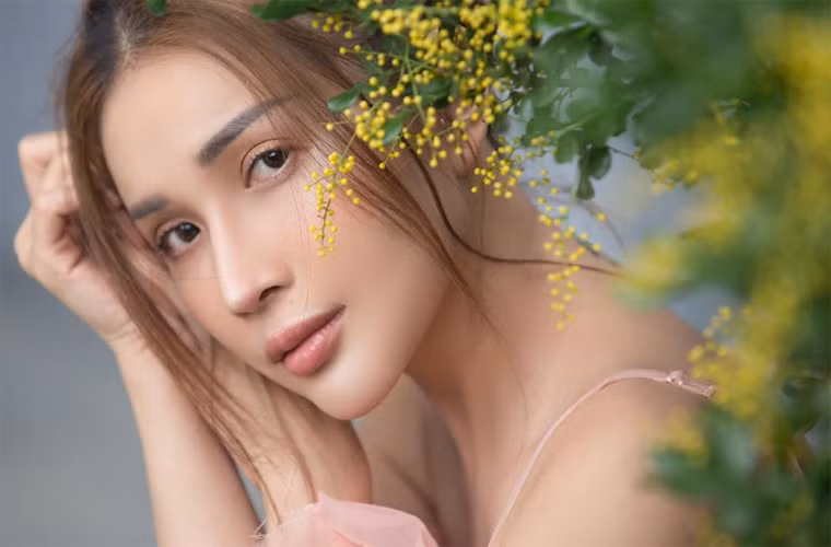 Kha Nhu bi bong gan het mat giong Hong Ngoc, gio xinh bat ngo
