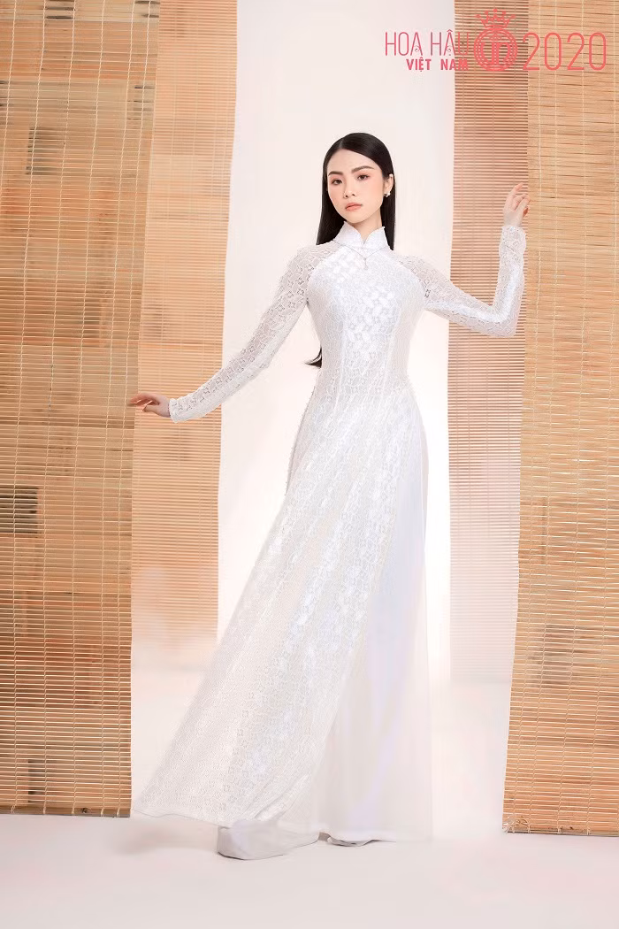 Về hình thức thi của Người đẹp truyền thông năm nay mới lạ hơn cuộc thi những năm trước. Giải thưởng được tính bằng việc bình chọn trên các nền tảng và số điểm của BGK.