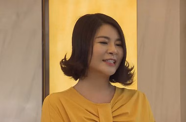 Kim Oanh khiến người xem ghét cô từ tính cách gian xảo, thâm hiểm, nụ cười ha hả vô duyên tới cả mái tóc uốn vểnh.