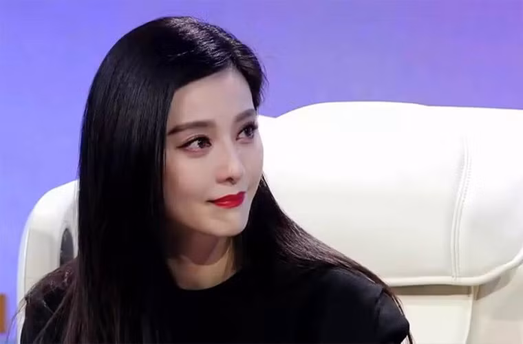 Tuy nhiên, số tài sản mà Phạm Băng Băng đang sở hữu khiến nhiều người đặt câu hỏi. Năm 2018, Tân Hoa Xã đưa tin của Tổng cục thuế Trung Quốc và Cục thuế Giang Tô kết luận về những cáo buộc liên quan đến vụ việc Phạm Băng Băng trốn thuế.