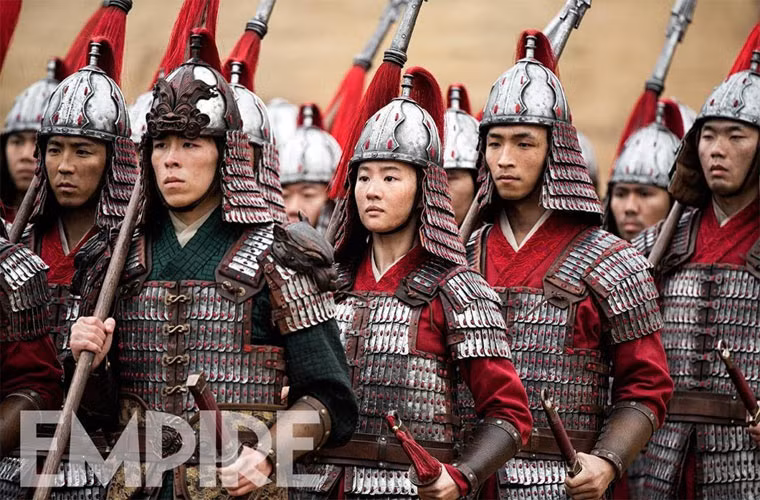  Lưu Diệc Phi giả trai trong phim Hoa Mộc Lan (Mulan).