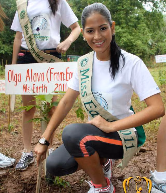 Vẻ đẹp khỏe khoắn của Hoa hậu Trái Đất 2011 được rất nhiều người ngưỡng mộ.