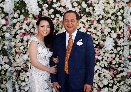 Tranh cai quanh viec phat dai gia Ca Mau choi phao hoa