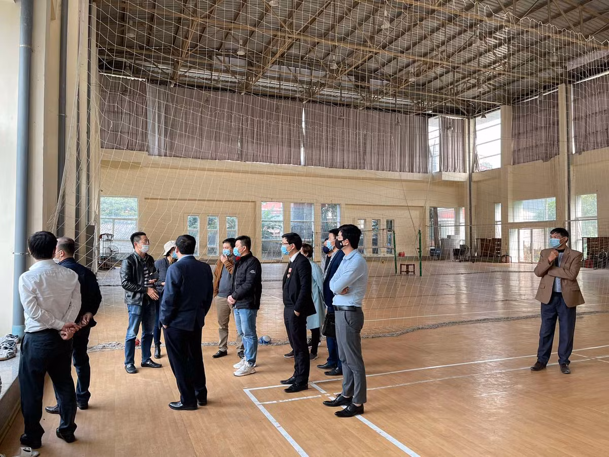 Sau khi khảo sát 5 địa điểm, lãnh đạo tỉnh Hải Dương cùng đoàn công tác Sun Group đã quyết định lựa chọn mặt bằng xây dựng BVDC thứ ba tại Hải Dương là Trường Đào tạo Nghề Việt Nam - Canada tại địa bàn phường Cộng Hòa, thành phố Chí Linh. 