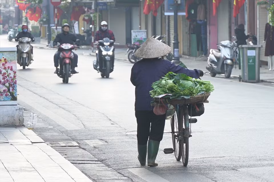 Những ngày lễ, tết cũng là thời điểm mà đối với những người lao động nghèo họ có thể tăng thêm thu nhập, đem lại sự sung túc, đầm ấm hơn cho gia đình.