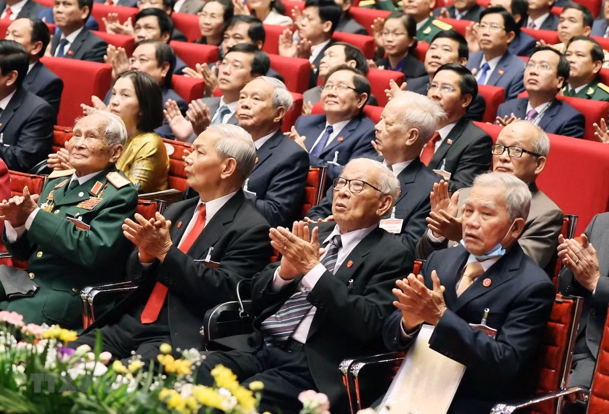 Đại hội bày tỏ sự ủng hộ và thống nhất cao với Báo cáo của Ban Chấp hành Trung ương khóa XII do Tổng Bí thư, Chủ tịch nước Nguyễn Phú Trọng trình bày. (Ảnh: TTXVN)