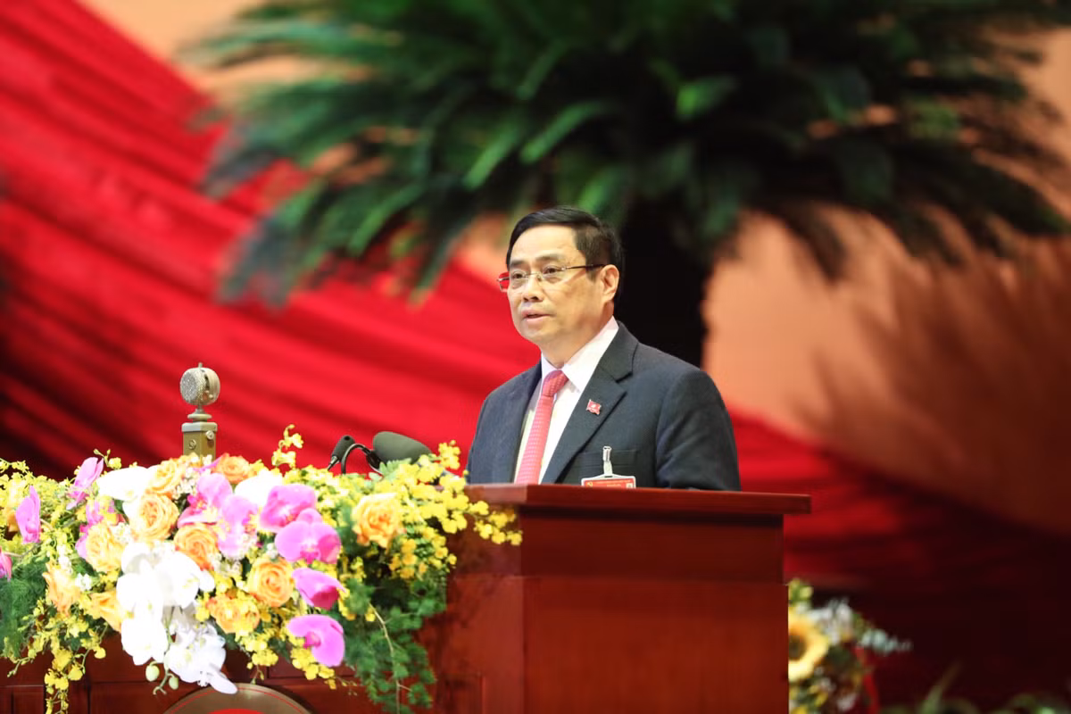 Ông Phạm Minh Chính - Ủy viên Bộ Chính trị, Trưởng Ban Tổ chức Trung ương trình bày dự thảo Quy chế làm việc, Quy chế bầu cử tại Đại hội Đảng lần thứ XIII tại phiên trù bị.