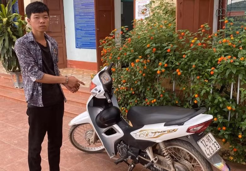 Dam nam sinh de cuop xe may o Lang Son: Nghi pham khai gi?