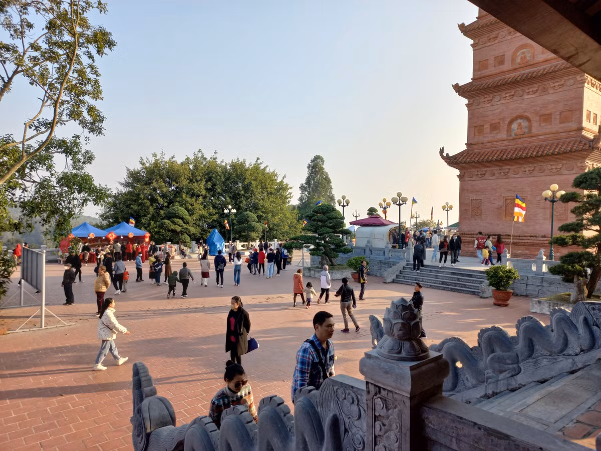 Cùng với chùa Long Đọi (Duy Tiên - Hà Nam), chùa Một Cột, tháp Báo Thiên, chùa Thắng Nghiêm, Chân Giáo... (Hà Nội), tháp Chương Sơn (Ý Yên - Nam Định), tháp Tường Long được liệt vào hàng “đại danh lam” thời Lý.