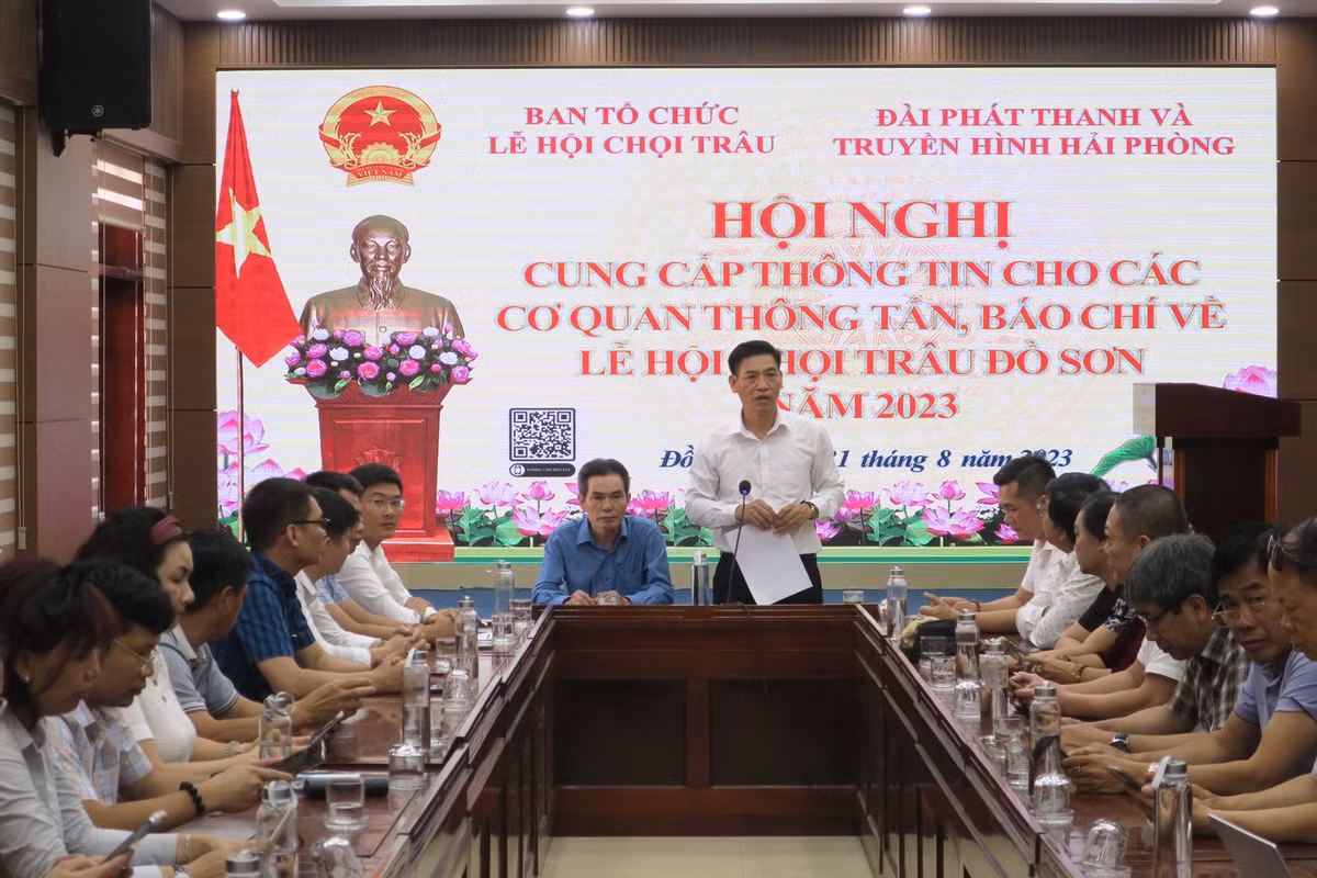 "Ông trâu" nặng nhất từ trước đến nay tại Lễ hội chọi trâu Đồ Sơn Quang cảnh buổi họp báo