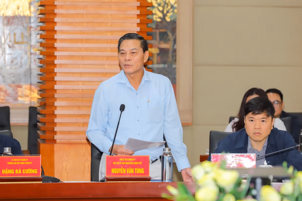 Hải Phòng: Bố trí chợ tạm cho tiểu thương chợ Tam Bạc sau vụ cháy - Hình 2 Hai Phong: Bo tri cho tam cho tieu thuong cho Tam Bac sau vu chay-Hinh-2
