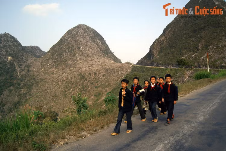 Có thể nói, ngày 20/3/1965, ngày Con Đường hoàn thành cũng là ngày mà một con đường đi đến ấm no, hạnh phúc đã được mở ra cho nhân dân. Đó là ngày khai sinh một con đường huyền thoại của Việt Nam thế kỷ 20.