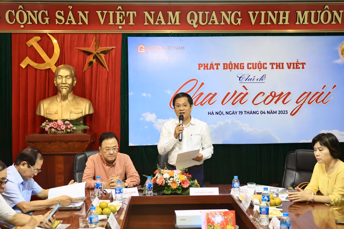 Tap chi Gia dinh Viet Nam phat dong cuoc thi viet 