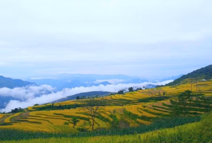Bên cạnh việc tận hưởng cái đẹp của thiên nhiên, du khách còn có cơ hội giao lưu và tìm hiểu thêm văn hóa và con người ở xã Hồng Thái. Ảnh: Quang Đặng Dương