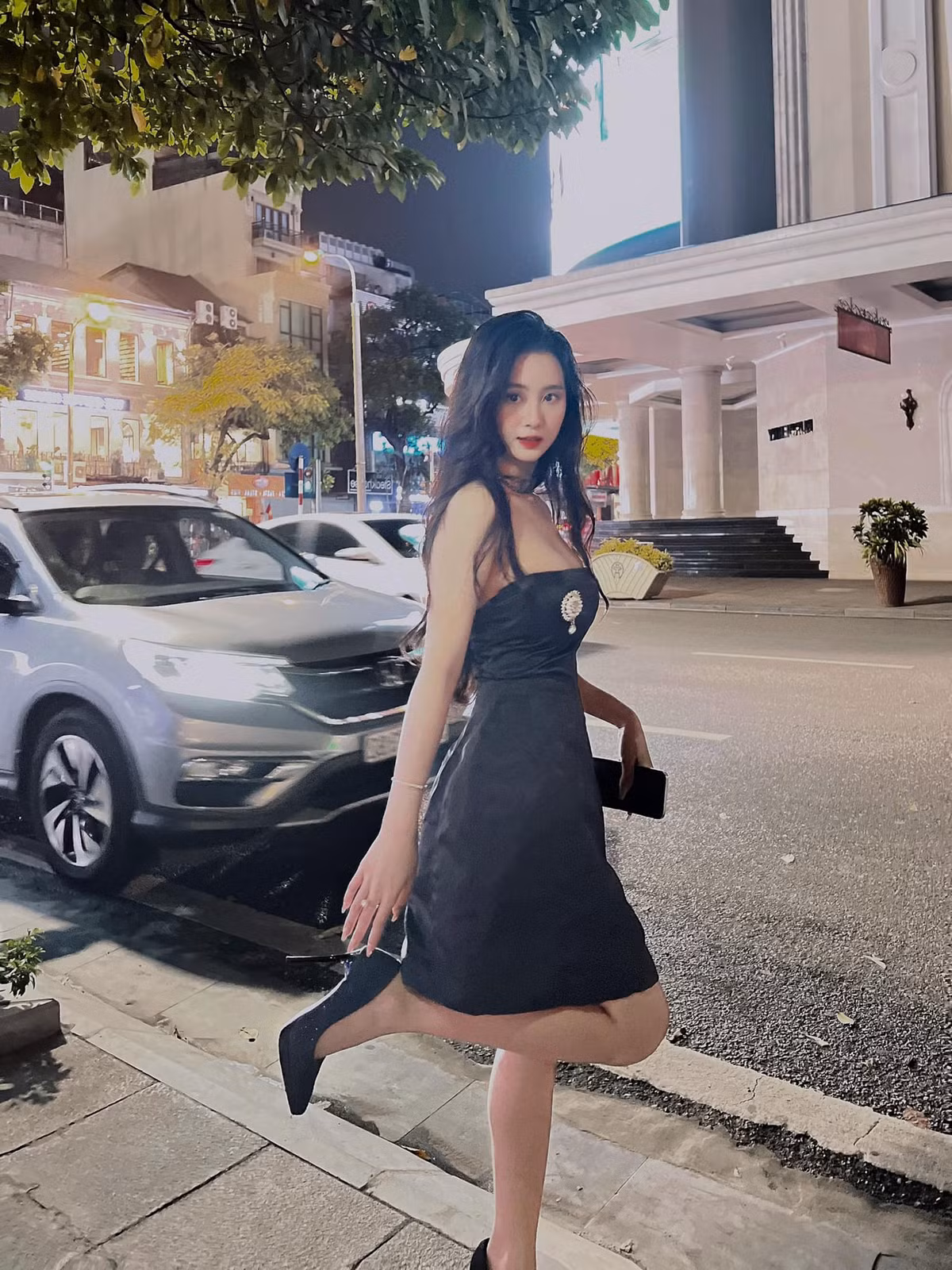 Mặc dù hiện tại có không ít hot girl nổi tiếng nhưng Nhật Vy vẫn được chú ý.
