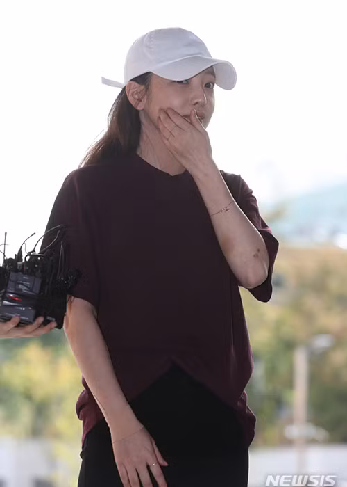 Tháng 2018, khi bị Choi Jong Bum kiện vì tội hành hung, Goo Hara khẳng định cô mới là nạn nhân bị bạo hành.