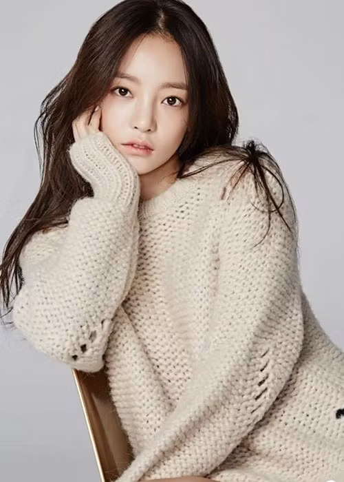 Vì không thể liên lạc được với Goo Hara, quản lý của nữ ca sĩ đã gọi điện cho cảnh sát. Rất may, cảnh sát đã đến kịp thời.