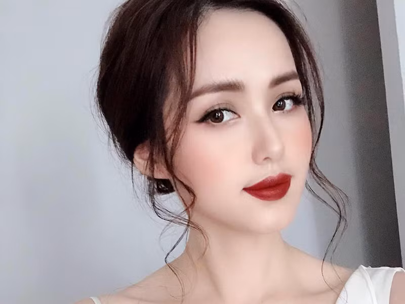 Tâm Tít ở tuổi 30 trẻ trung, gợi cảm khiến nhiều mỹ nhân Việt khó bì kịp.