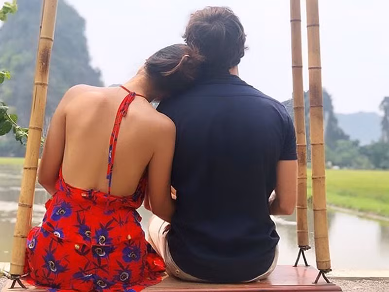 Hoàng Oanh tiết lộ bạn trai yêu thương gia đình của cô.
