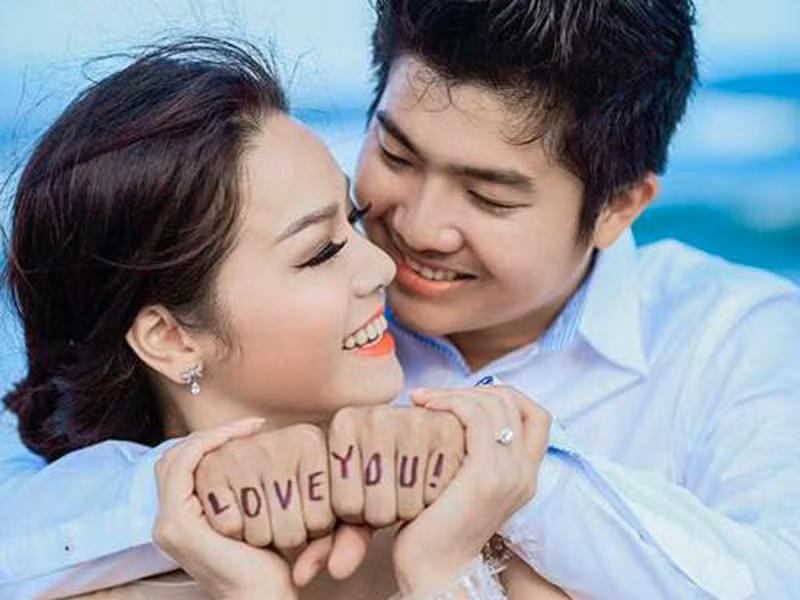 Nhat Kim Anh va chong cu ngot ngao the nao truoc khi dang dan to nhau?