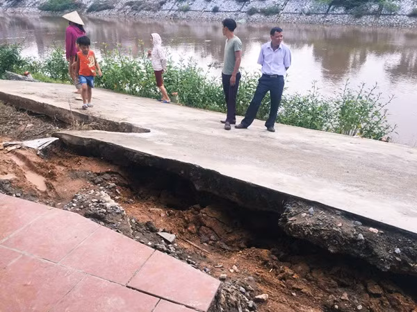 Ha Noi: Duong be tong moi dua vao su dung da sut lun-Hinh-3