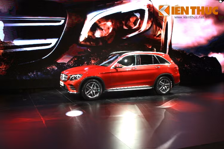 Với sức hút của 2 mẫu SUV hoàn toàn mới là GLC và GLS, MBV kỳ vọng sẽ thu hút hơn 15.000 lượt tham quan. Trong đó, chiếc GLC được lắp ráp tại Việt Nam là dòng xe mang tính chiến lược của hãng trong năm nay.