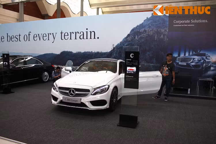 Không chỉ có những mẫu SUV cơ bắp, MBV còn mang đến thủ đô biểu tượng mới về thiết kế &amp; công nghệ ôtô - đặc biệt tại triển lãm lần này sẽ xuất hiện những thiết kế mới của Mercedes khiến bạn cảm thấy ấn tượng ngay từ ánh nhìn đầu tiên.