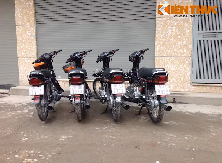 Bộ tứ Dream biển tứ quý lẻ từ 1 tới 9. Nếu có một chiếc xe với biển tứ quý 5 đứng vào hàng ngũ, "bộ sưu tập" này sẽ trở nên hoàn hảo hơn nữa.