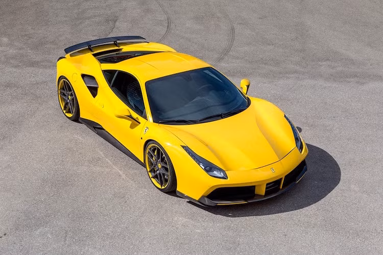 Trong số các hãng độ siêu xe hiện nay, Novitec Rosso là một tên tuổi quen thuộc khi công ty tới từ Đức này "chuyên trị" các dòng siêu xe Ý như Ferrari và Lamborghini. Đối với chiếc siêu xe Ferrari 488 GTB thế hệ mới, hãng độ này đã giới thiệu một gói nâng cấp nhẹ cho chiếc xe.