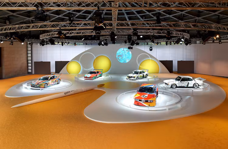 Kể từ đó tới nay, bộ sưu tập BMW Art Car ngày càng có số lượng tăng lên theo từng năm, với mỗi chiếc xe là một "tác phẩm nghệ thuật" trên 4 bánh, được vẽ ra bởi các họa sĩ nổi tiếng Thế giới như Andy Warhol, Roy Lichtenstein, David Hockney, Jeff Koons...